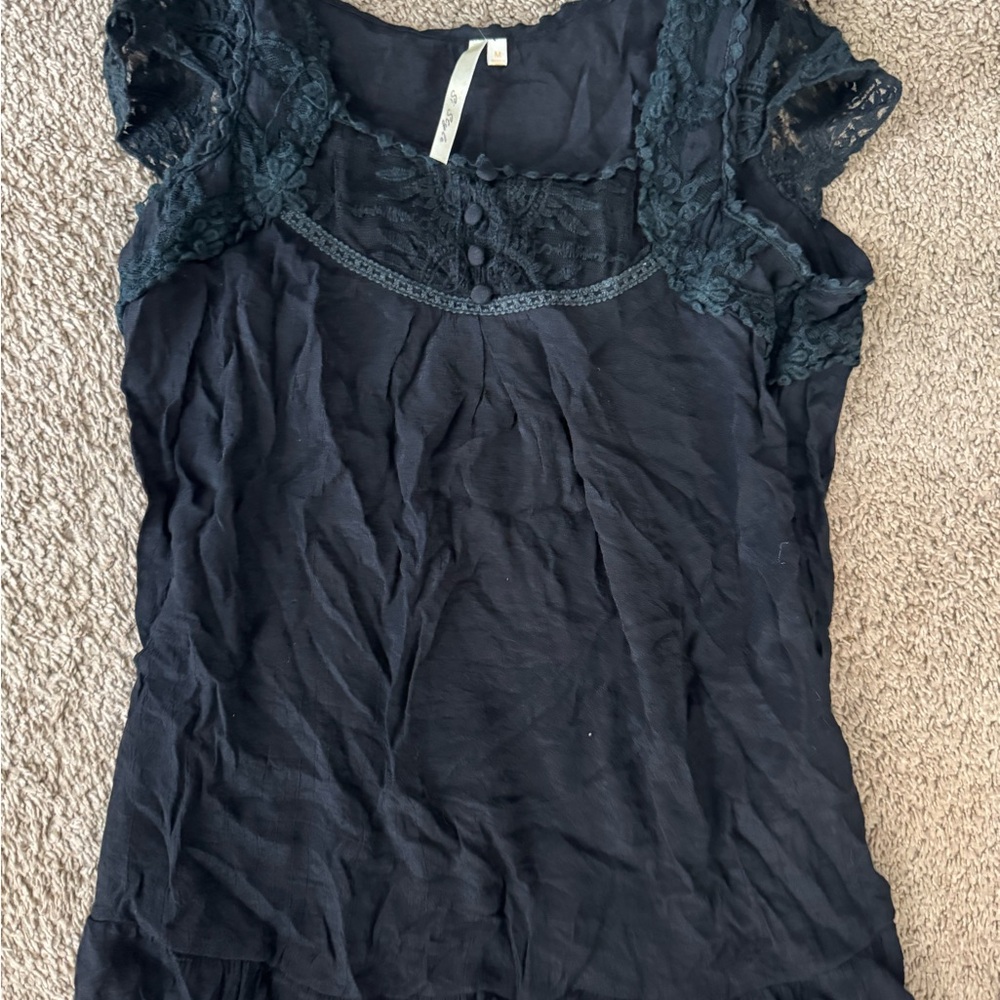 Black Ruffled Fitted Blouse - Picture 2 of 5